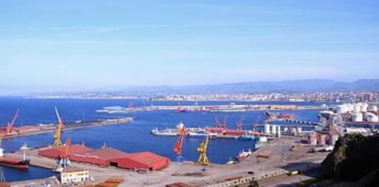 El Puerto de Gijón mueve 13,77 millones de Tm, un 13,60% más que en 2011
