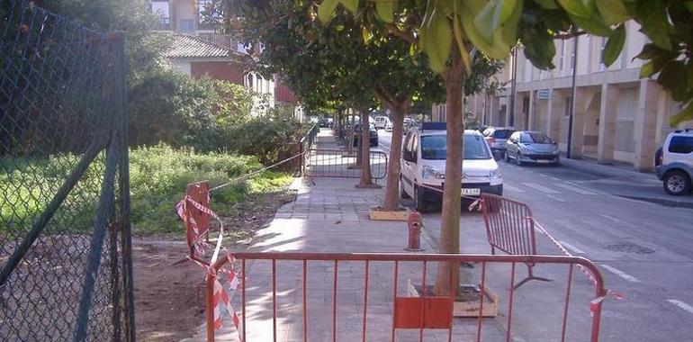 Finalizada la reparación de un tramo de acera de la calle Venezuela, en la Villa de Llanes