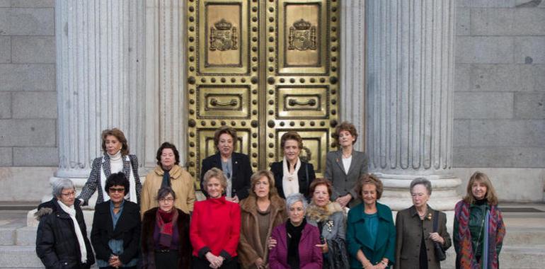 El Congreso rinde homenaje a las mujeres parlamentarias de la Legislatura Constituyente 