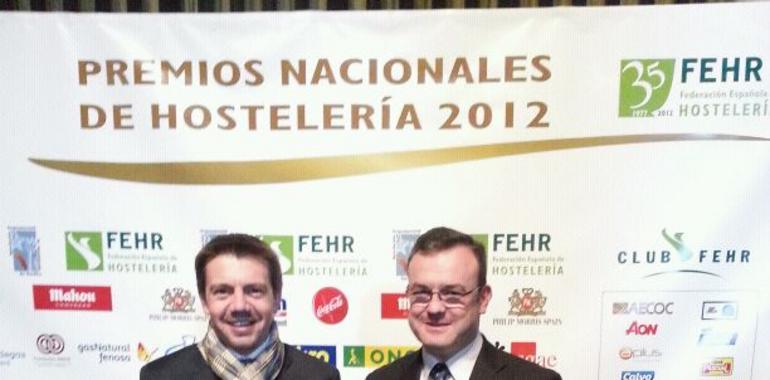 Alfredo García Quintana recogió en Sevilla el Premio Nacional de Hosteleria 2012 a Magistral Hoteles