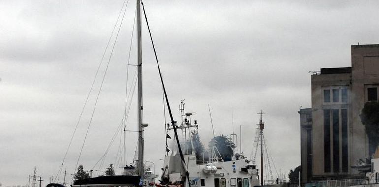 Descubren 444 kilos de cocaína en un velero de bandera de EE.UU. tripulado por españoles