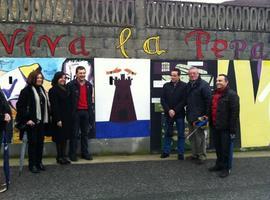Mural de pintores asturianos en Tuña en homenaje a 'La Pepa'