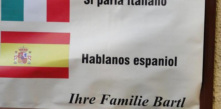 Mucho mundo habla español