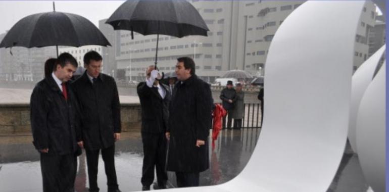 Homenaje en A Coruña a los héroes del Orzán