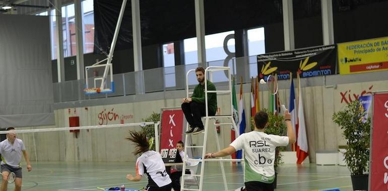 La jugadora del CBO Lorena Uslé, se adjudica la victoria en el Dobles Femenino del Internacional de España sub
