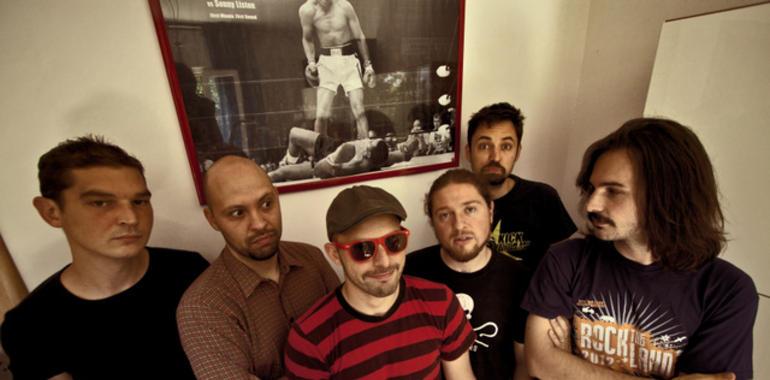 Concierto del grupo italiano Talco, con Scontra y Zigua en la Sala Otto de Gijón