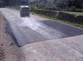 Llanes finaliza la mejora de la carretera de acceso a la localidad de Piedra