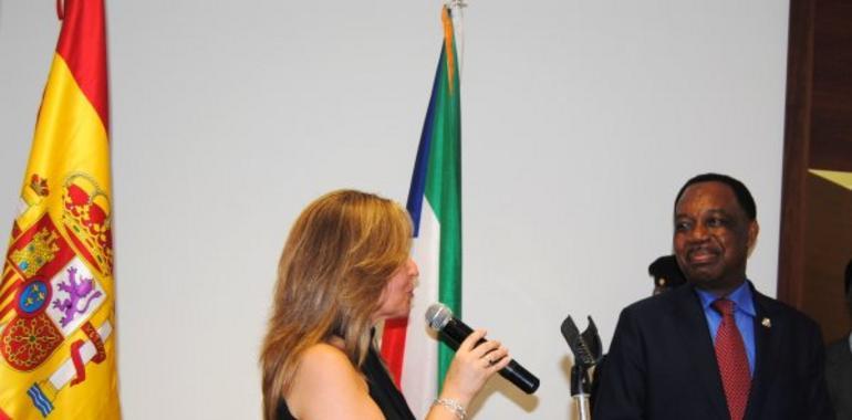 Trinidad Jiménez inaugura oficialmente la nueva cancillería de España en Malabo
