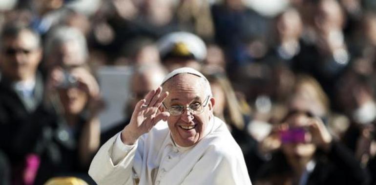 Papa Francisco destaca la mujer como transmisora de esperanza