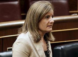 Báñez confirma el alejamiento del subsidio básico para miles de mayores de 55 años