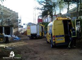 Muere un trabajador aplastado por un muro en el palacio de Trenor, en Figueras, Castropol