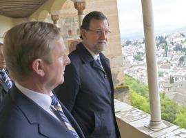 Rajoy: "Vamos a seguir trabajando para superar los desequilibrios de la economía" 