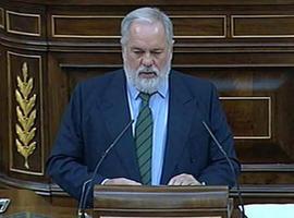 Arias Cañete: "Con la nueva Ley de Costas se evitan nuevas construcciones en el litoral español" 