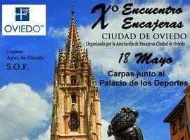 900 encajeras muestran sus trabajos en Oviedo