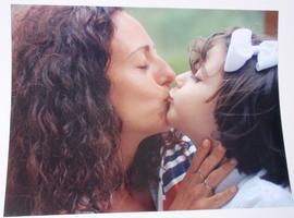 Cristóbal Aguiló  e  Isela González, ganadores de los concursos de carteles y fotografías de Avilés
