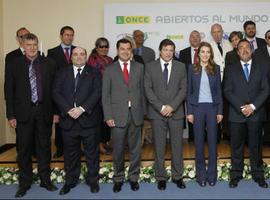 Javier Fernández en los premios ONCE: "Podemos ser profetas en nuestra propia tierra"
