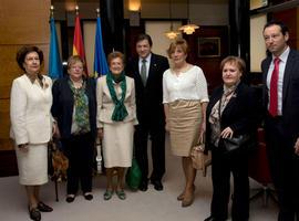 Encuentro del presidente del Principado con la Asociación Santa María de Covadonga