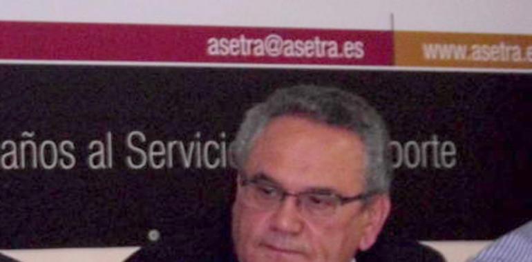 El presidente de ASETRA. Ovidio de la Roza, dimite "irrevocablemente" como tesorero de FADE