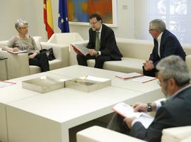 Rajoy promete "dar la batalla" para que los fondos de empleo joven lleguen "cuanto antes"