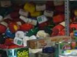 FORO entrega 500 kilos de alimentos donados por vecinos a Cáritas Ribadedeva, Ribadesella y Llanes