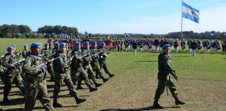 Cristina Fernández sustituye a los jefes de Estado Mayor, Ejército, Armada y Fuerza Aérea