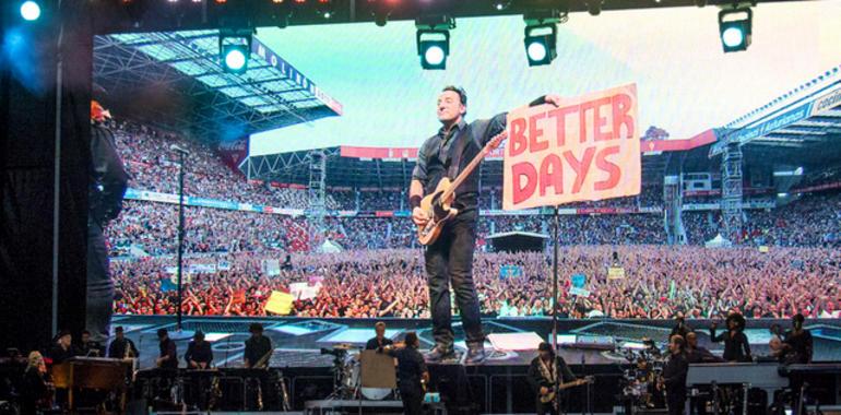  Bruce Springsteen, inmenso en Gijón