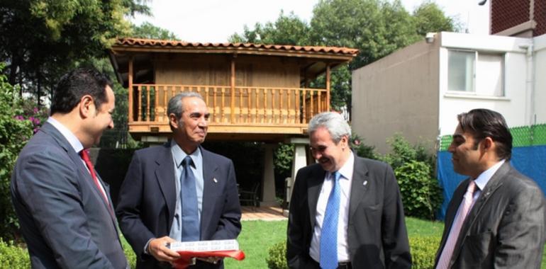 El Principado estrecha lazos con la Casa de Asturias de Acapulco en México DF