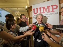 La patronal eléctrica amenaza con más desempleo si el Gobierno reduce sus beneficios