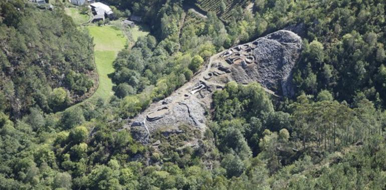 Piezas inéditas del mundo castreño en Navia