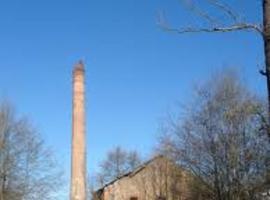Refuguen l'abandonu de la chiminea d'El Bayu pol Ayuntamientu de siero