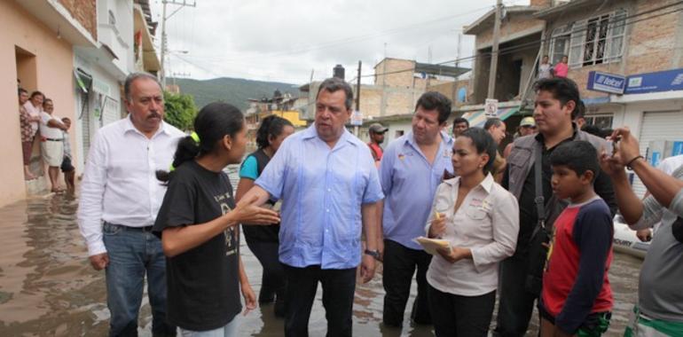Guerrero entrega más de 40 mil despensas a familias afectadas por las lluvias