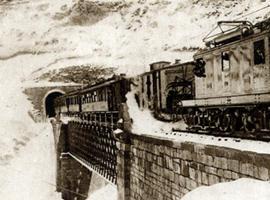 Reabierta al tráfico ferroviario Pajares, tras una avería en la catenaria de la centenaria instalación