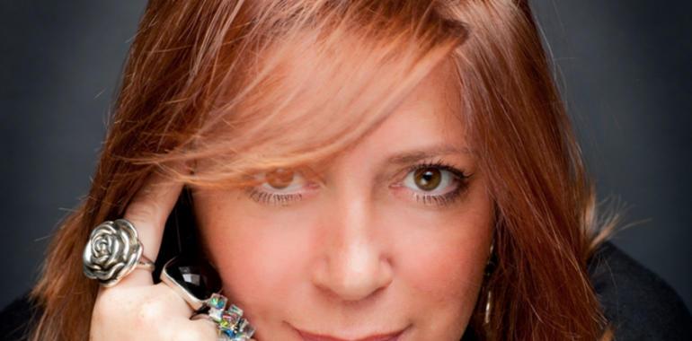 La escritora Pilar Sánchez Vicente presenta su quinta novela 