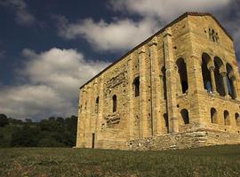 Santa María del Naranco, con la cara lavada y recién peinada