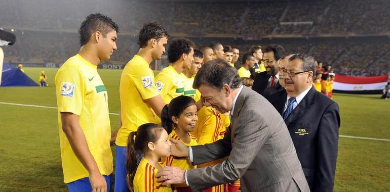 ‘Que a nuestra Selección y a toda Colombia les vaya muy bien’, dijo el Presidente Santos en el Mundial Sub-20  