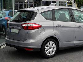  El alcalde de Siero firma la compra de dos Ford C-Max Trend 1.6 TDCI para la Policía Local