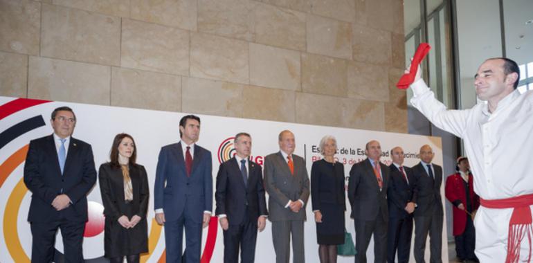 Lagarde llama a "profundizar" en la reforma laboral en España
