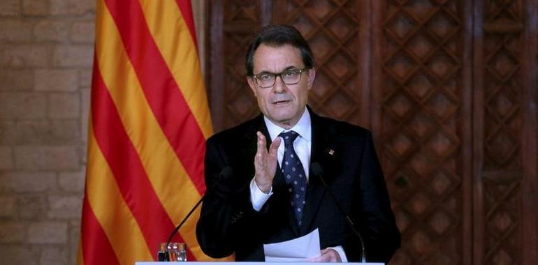 Mas: "El camino seguirá", "buscaremos marcos legales para hacer la consulta"