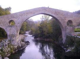 El puente de Cangas de Onís en la exposición 'Ingeniería en la España medieval'