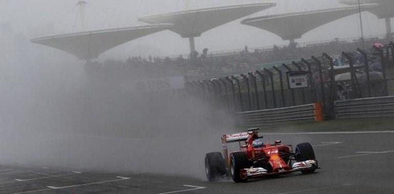 Carrerón de Alonso en China y vuelta al podio