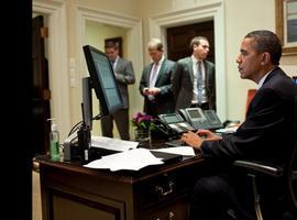 Obama felicita a Merkel y Sarkozy por su "firme liderazgo" frente a los "desafíos para la economía europea"