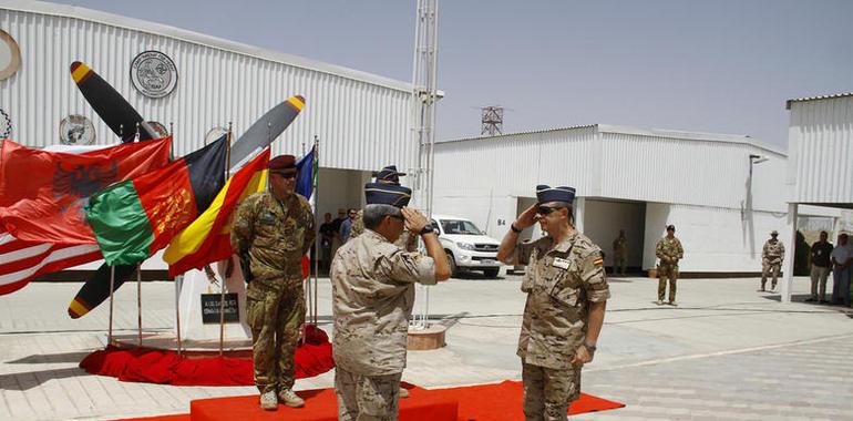 El coronel Javier Carramiñana Bustillo releva al coronel Fulgencio Saura en la base española de Herat