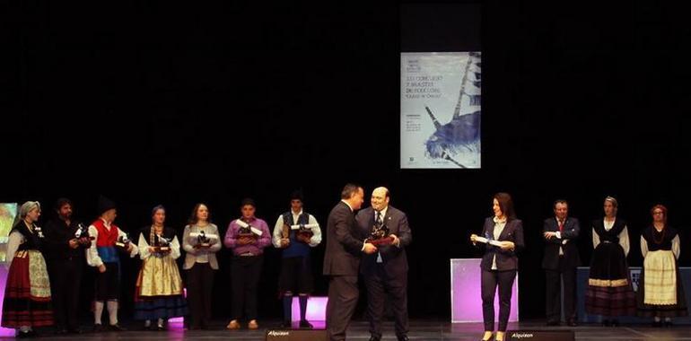 Entregáronse nel Teatru Campoamor los premios del Ciudá d’Uviéu