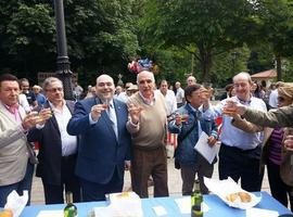 Caunedo 'saluda' el acercamiento electoral entre PSOE e IU en Oviedo
