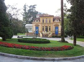 Ruta literaria por el Oviedo de 1875 en las bibliotecas de Villa Magdalena y Ciudad Naranco 