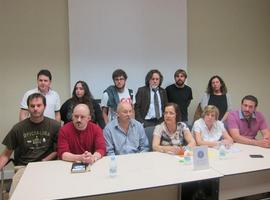Academia y colectivos piden no ceder ante ataques "minoritarios" contra la Lengua Asturiana
