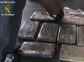 la Guardia Civil desarticula un importante laboratorio de elaboración y distribución de cocaína en Galicia