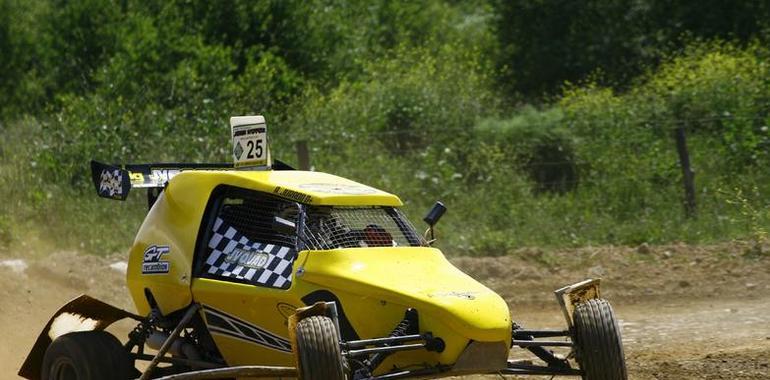 Victorias de Juan Carlos Del Oso, José María González y Abel Jurado en Autocross de Pambley