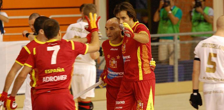 España debuta en el Europeo goleando