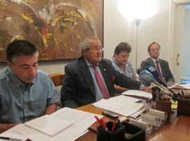 Los taxistes presentará un contenciosu contra'l Principáu y animen al Conceyu d'Uviéu que lo faiga tamién
